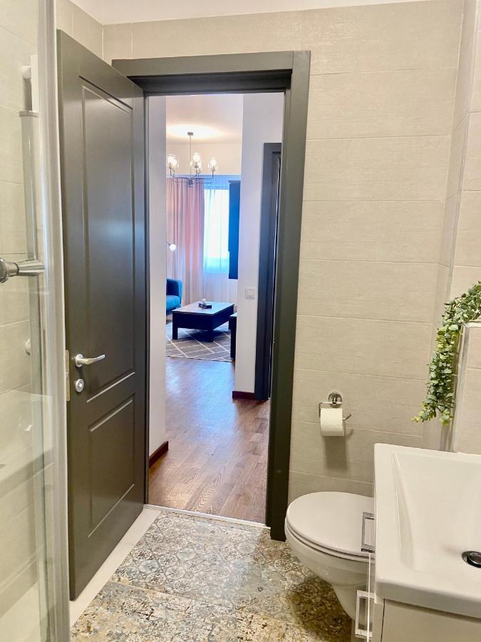 Ferienwohnung Lazar Loft Iasi Exterior foto