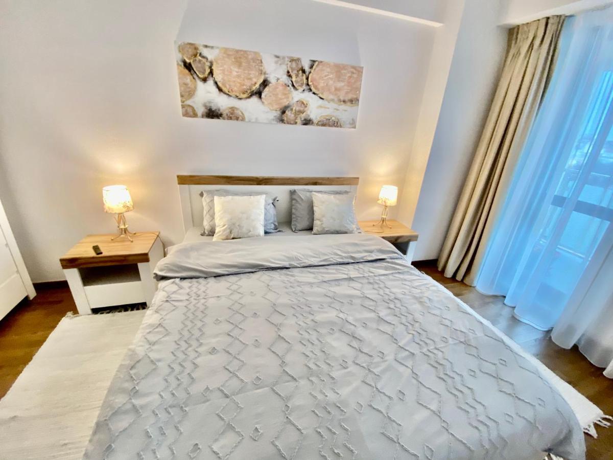 Ferienwohnung Lazar Loft Iasi Exterior foto
